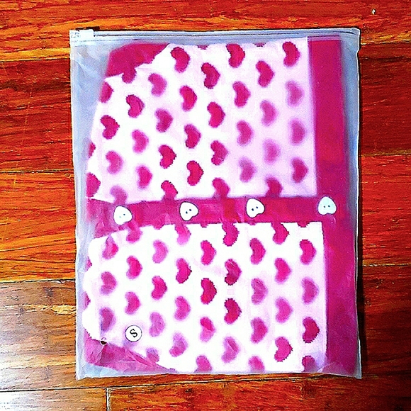 NWT, FACTORY SEALED. Pink➕Red♥️HeartsSoft KnitOpenBackSleeveless CropTop - Picture 4 of 4